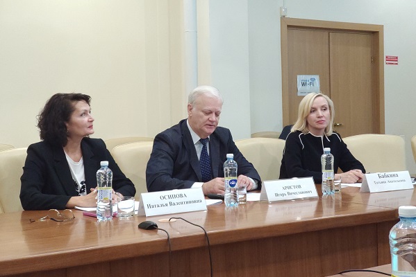 Представители руководства ЮУТПП.jpg
