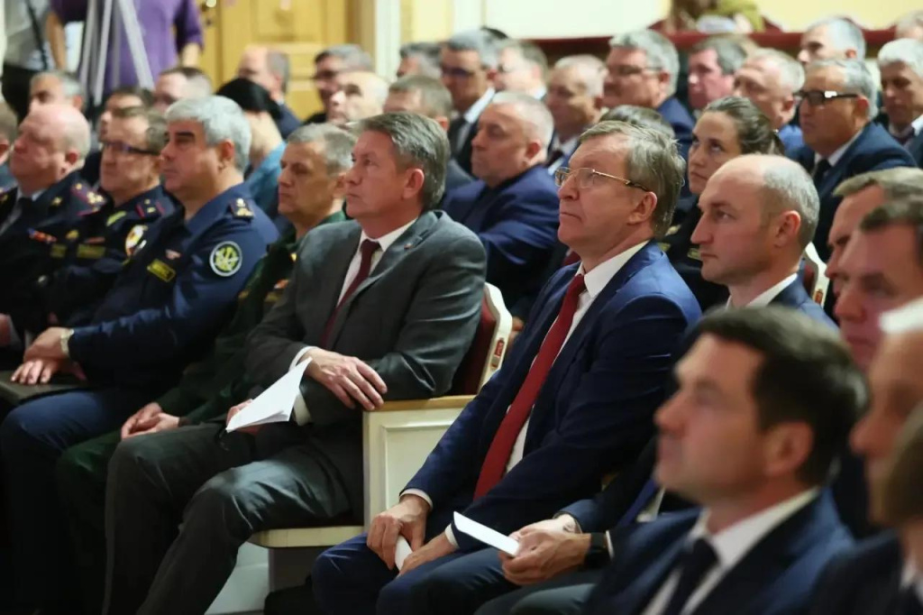 текслер сатка 2.jpg текслер сатка 2.jpg