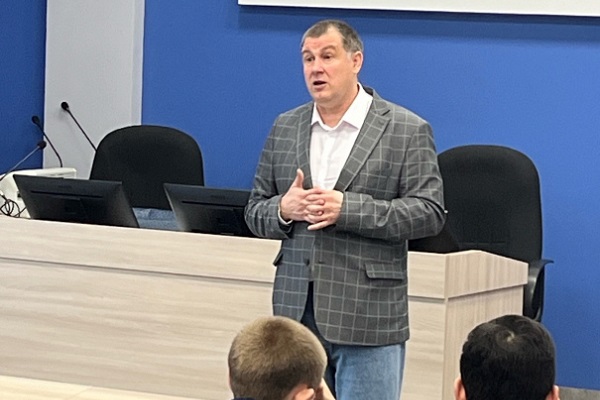 Председатель комитета ЮУТПП по правовой поддержке предпринимательства А.Г. Коршунов.jpg