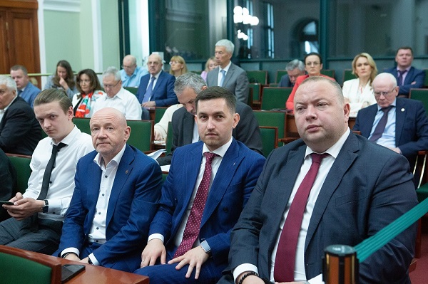 3.jpg 3.jpg