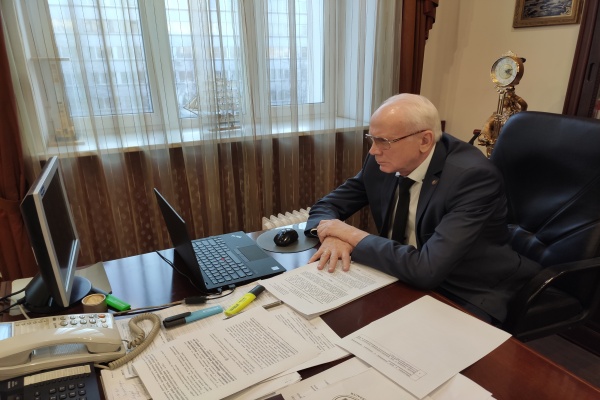 2.jpg 2.jpg